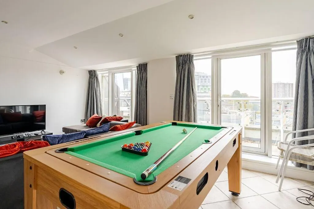Stunning Duplex Penthouse With Shard Views Apartment London